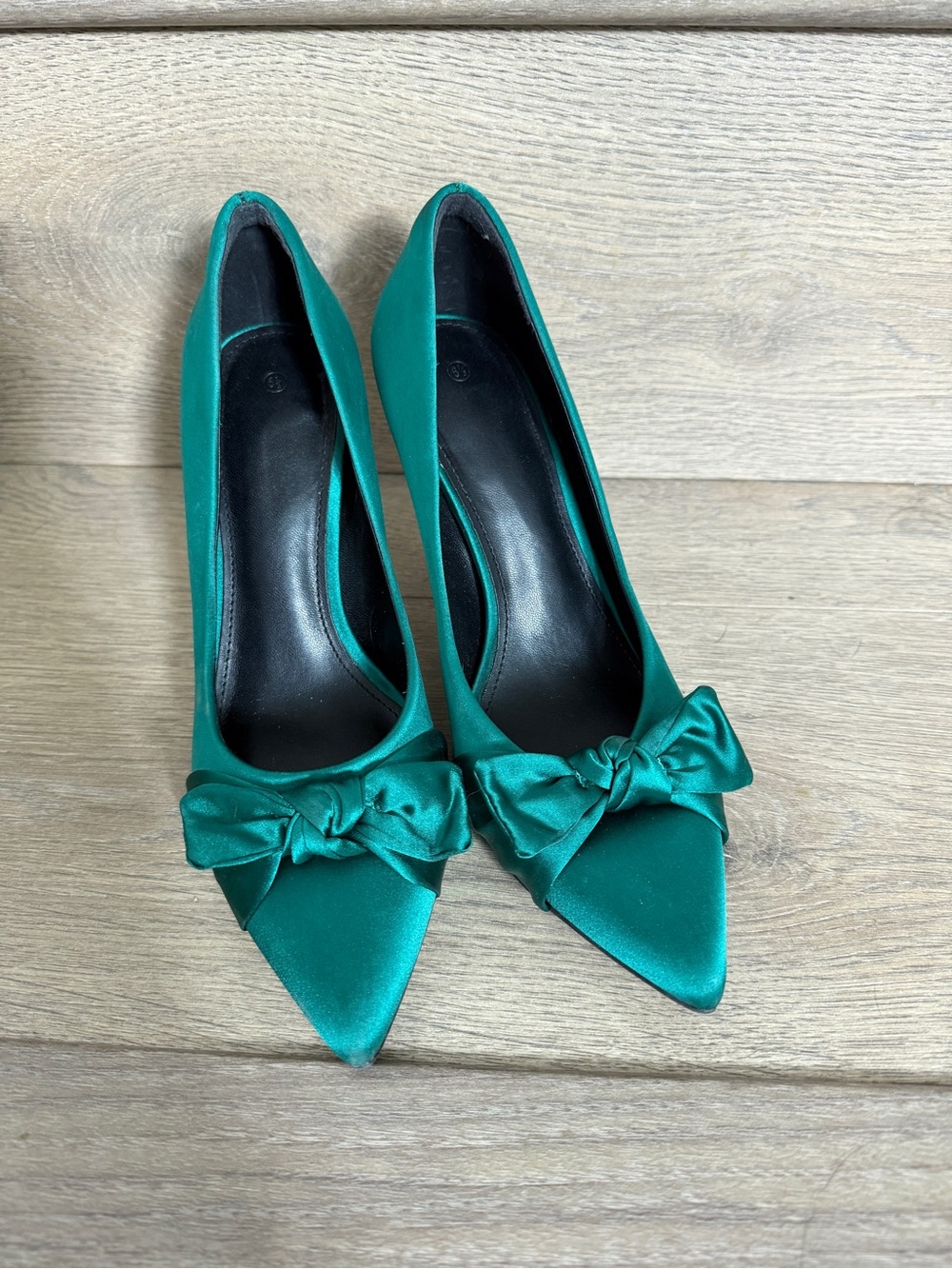 Emerald Satin Pointed-Toe Pumps with Bow